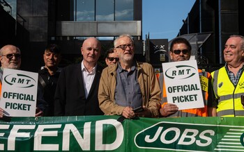 Jeremy Corbyn and Mick Lynch join the picket line at Euston Station